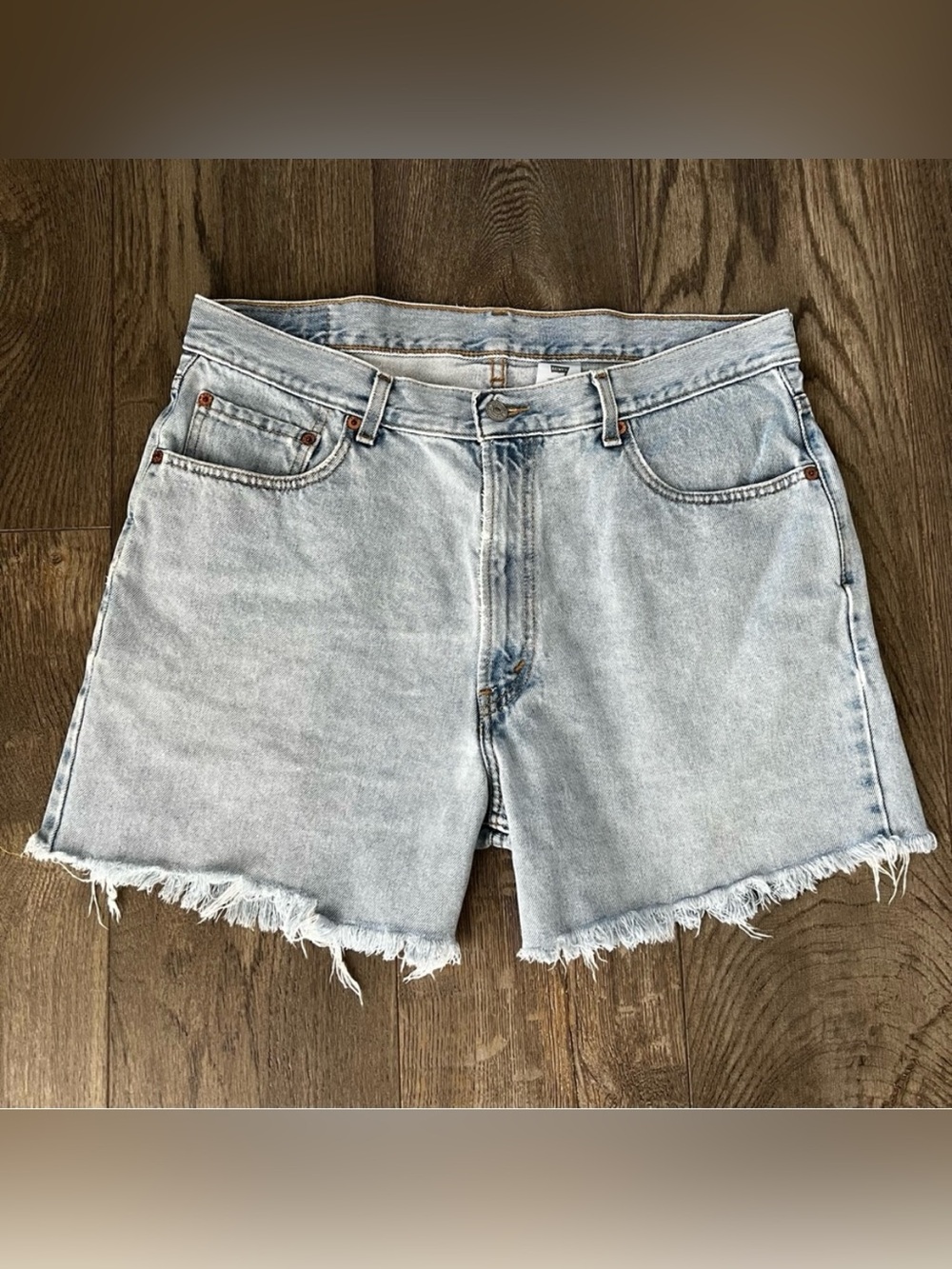 LEVI’S 550 Vintage Y2K High Waist Cutoff Red Tab Denim Jean Shorts Size 36